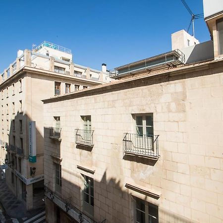 First Line Luxury Apartments Аликанте Екстериор снимка