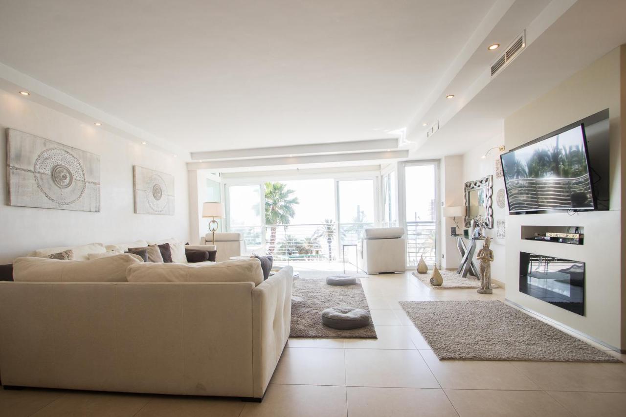 First Line Luxury Apartments Аликанте Екстериор снимка