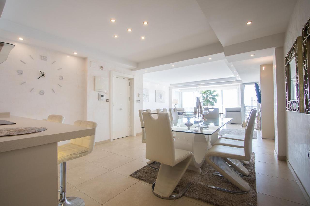 First Line Luxury Apartments Аликанте Екстериор снимка