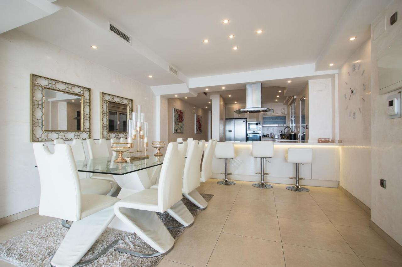 First Line Luxury Apartments Аликанте Екстериор снимка